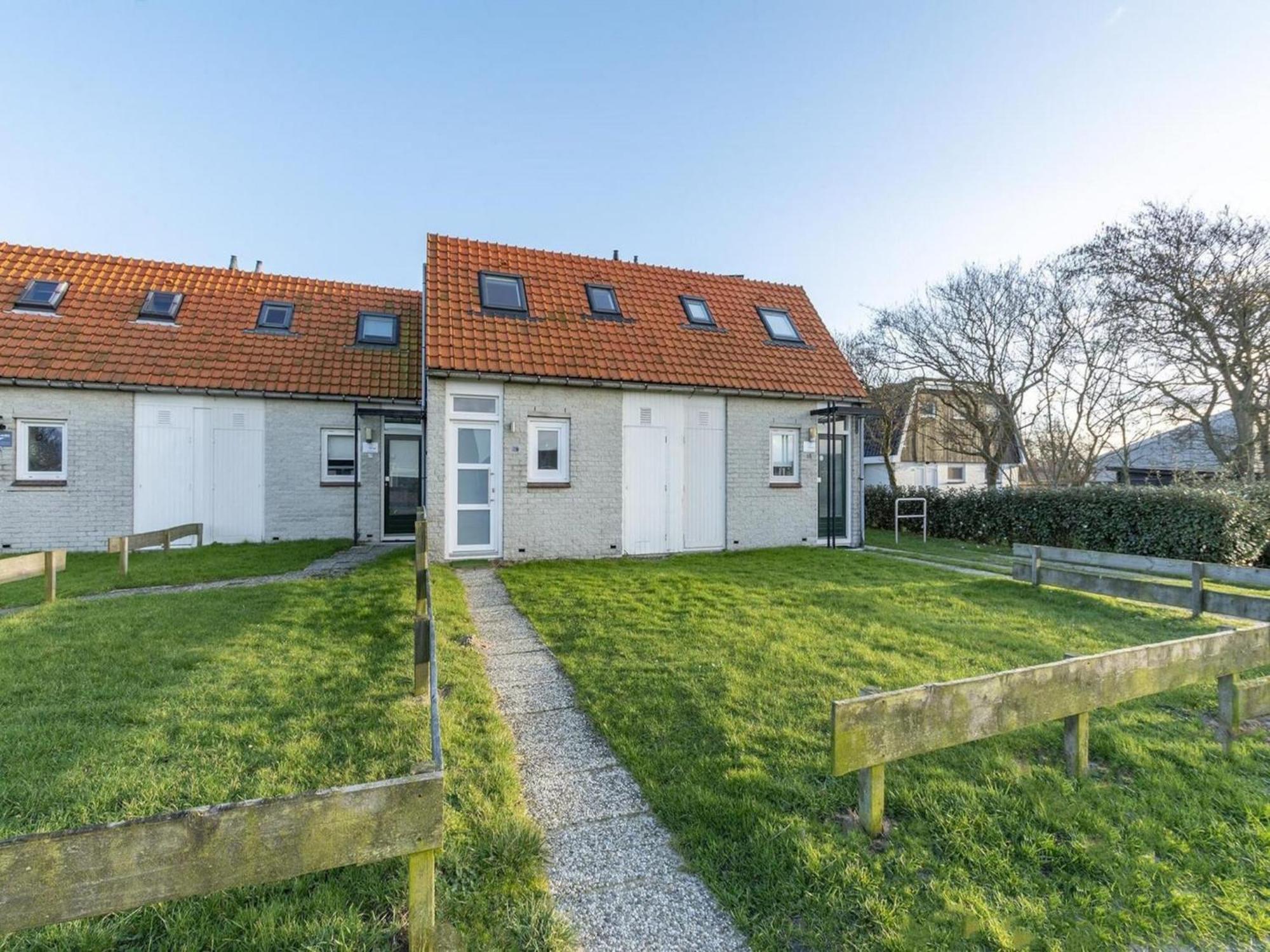 Cozy Holiday Home With Lawn Callantsoog Exteriér fotografie